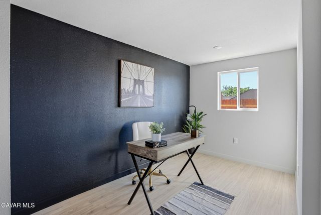2484 Nadeau Street, Mojave, CA 93501