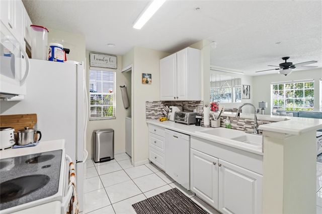 1141 EXCELLER CT. 105, Casselberry, FL 32707