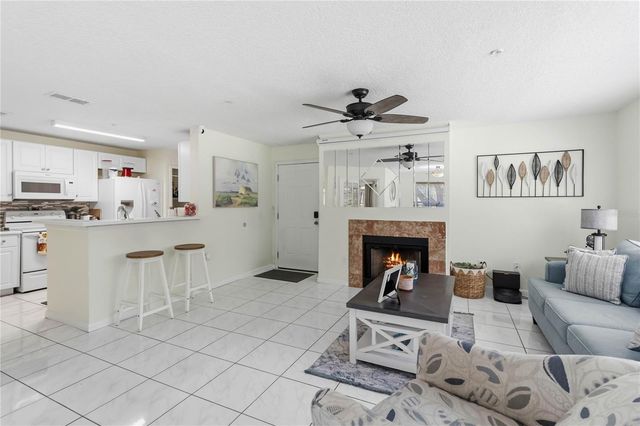 1141 EXCELLER CT. 105, Casselberry, FL 32707