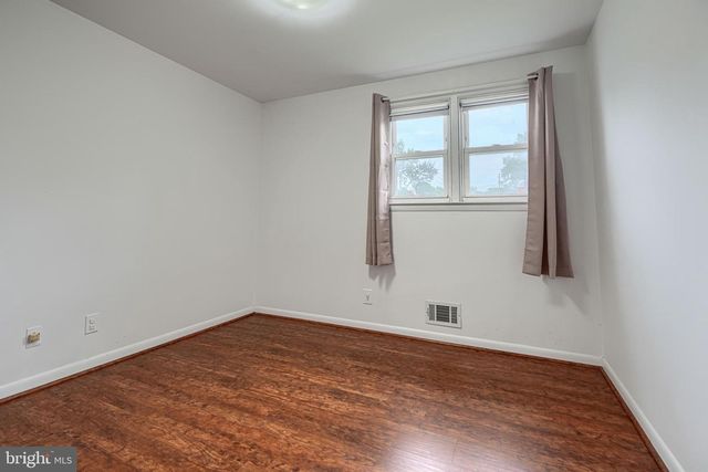 112 SPRINGSIDE DR, Lutherville Timonium, MD 21093