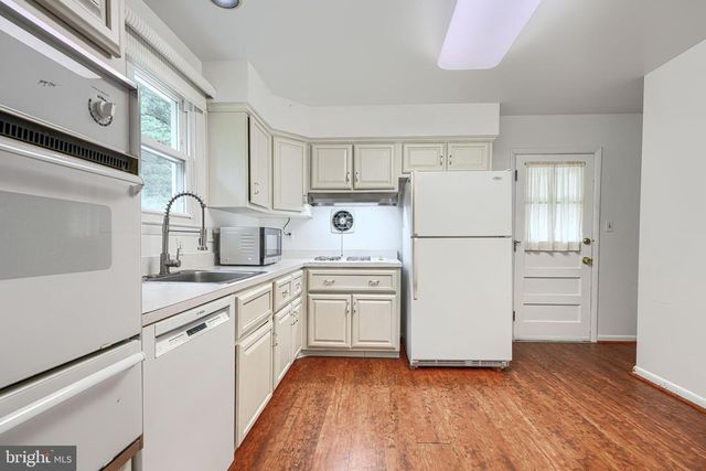 112 SPRINGSIDE DR, Lutherville Timonium, MD 21093