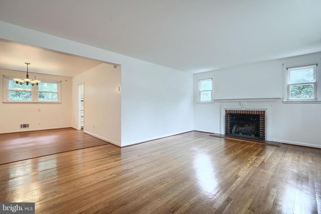 112 SPRINGSIDE DR, Lutherville Timonium, MD 21093