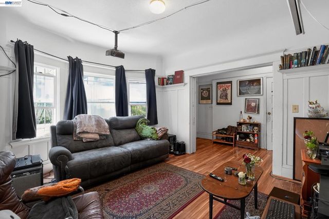 1810 Adeline St, Oakland, CA 94607