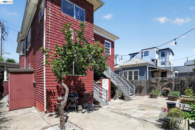1810 Adeline St, Oakland, CA 94607
