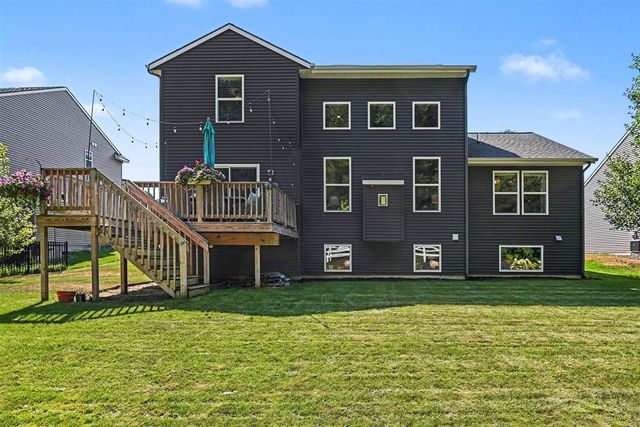 16964 Arbor Way Drive, Nunica, MI 49448