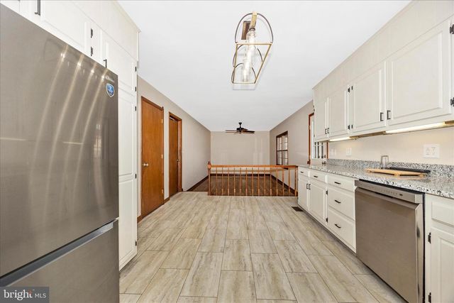 8802-C LINKS BRIDGE RD, Thurmont, MD 21788