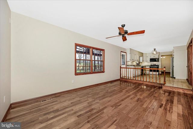 8802-C LINKS BRIDGE RD, Thurmont, MD 21788