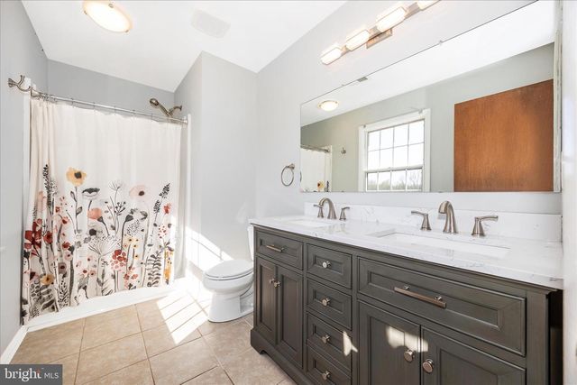 8802-C LINKS BRIDGE RD, Thurmont, MD 21788