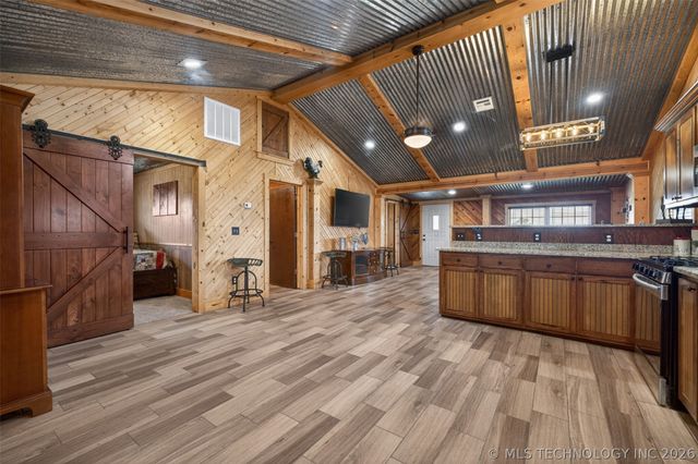 108295 New Texanna Road, Checotah, OK 74426