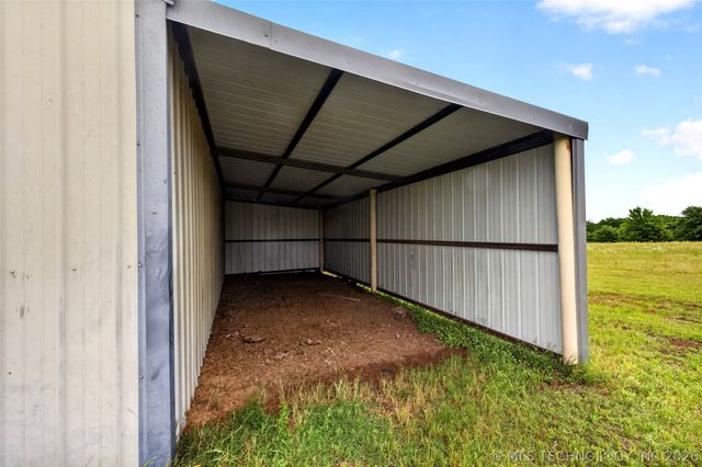 108295 New Texanna Road, Checotah, OK 74426