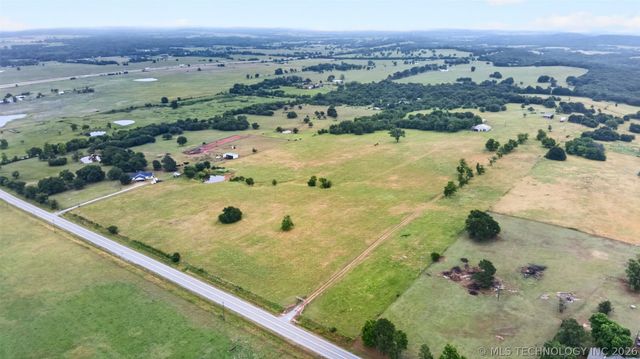 108295 New Texanna Road, Checotah, OK 74426