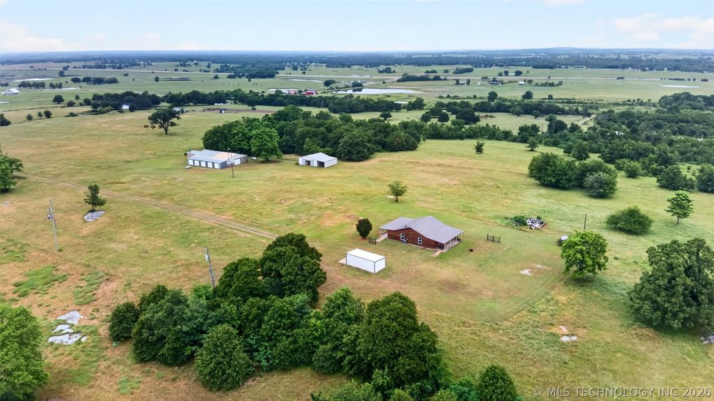 108295 New Texanna Road, Checotah, OK 74426