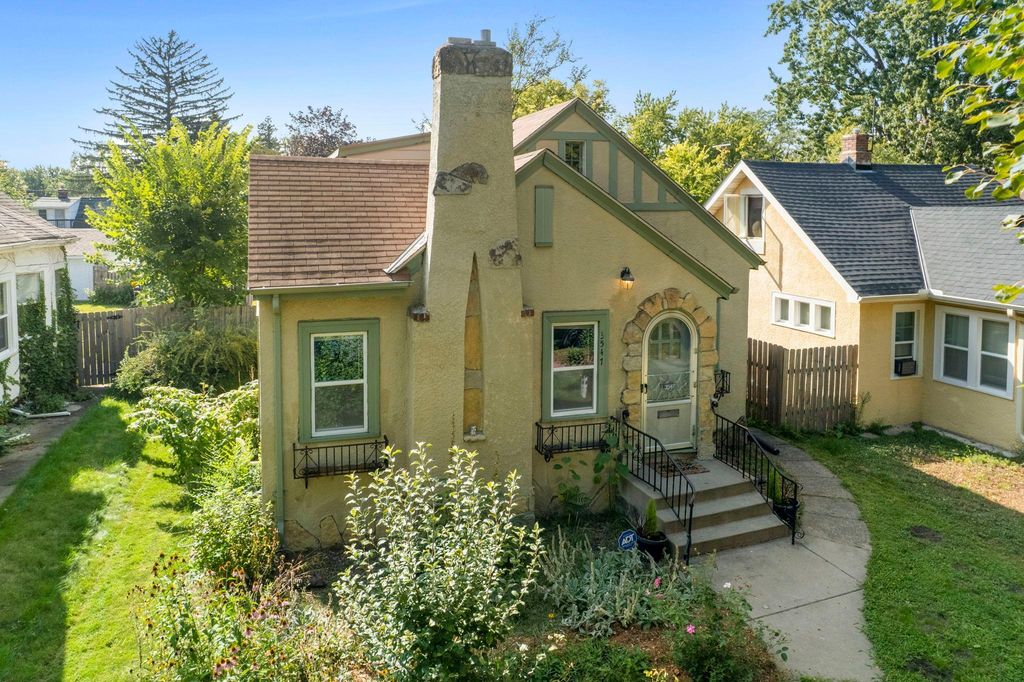 3547 Irving Avenue N, Minneapolis, MN 55412 — exterior