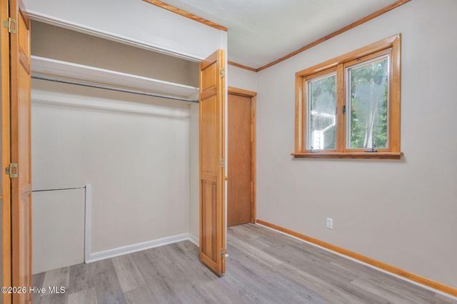 105 Whitestocking Ext, Burgaw, NC 28425