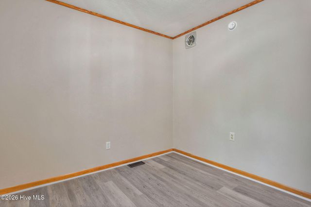 105 Whitestocking Ext, Burgaw, NC 28425