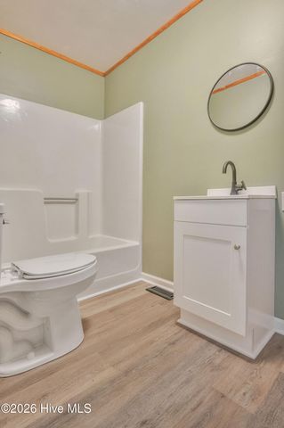 105 Whitestocking Ext, Burgaw, NC 28425