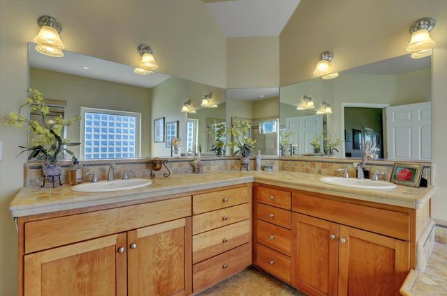 18814 Norlene Way, Grass Valley, CA 95949