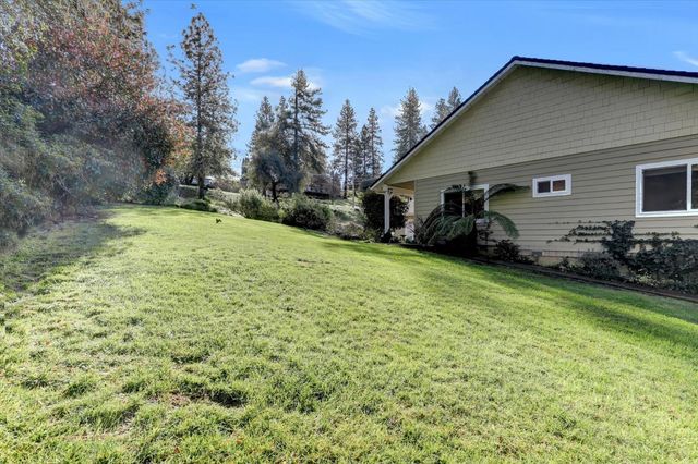 18814 Norlene Way, Grass Valley, CA 95949