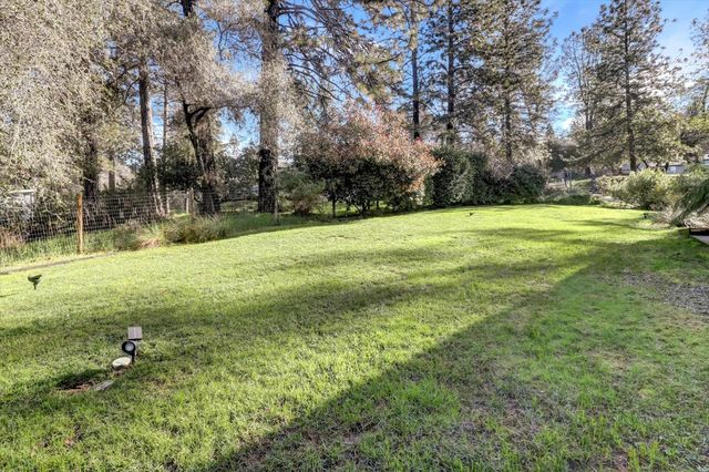 18814 Norlene Way, Grass Valley, CA 95949