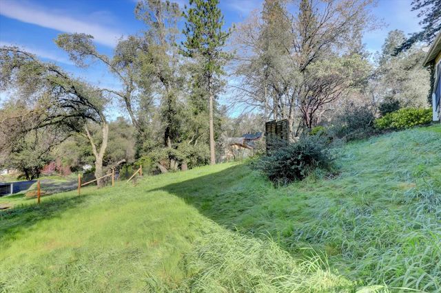 18814 Norlene Way, Grass Valley, CA 95949