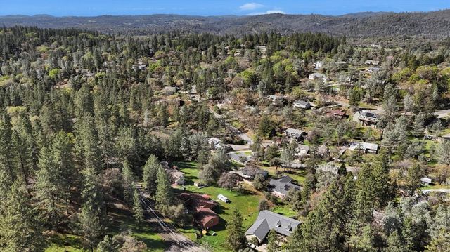 18814 Norlene Way, Grass Valley, CA 95949