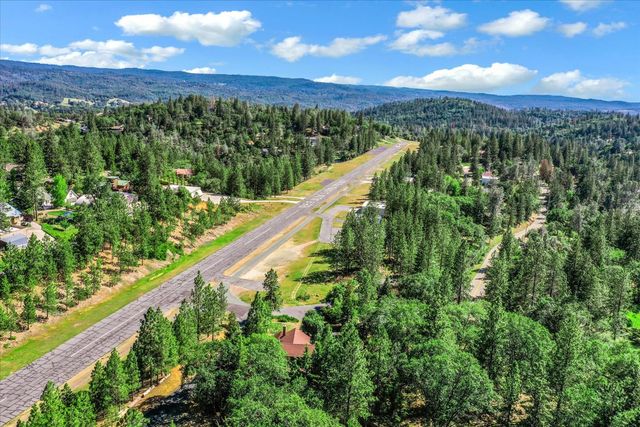 18814 Norlene Way, Grass Valley, CA 95949
