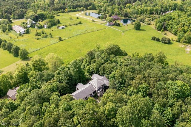 5031 Stone Ridge Drive, Richfield, OH 44286
