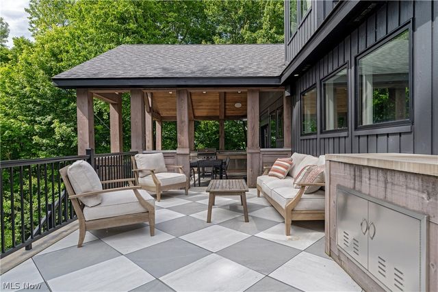 5031 Stone Ridge Drive, Richfield, OH 44286