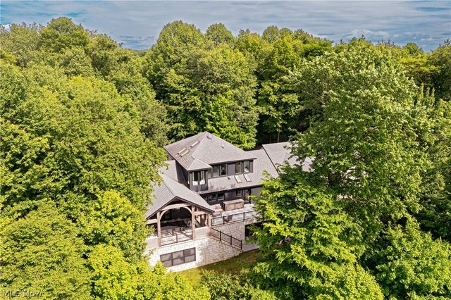 5031 Stone Ridge Drive, Richfield, OH 44286