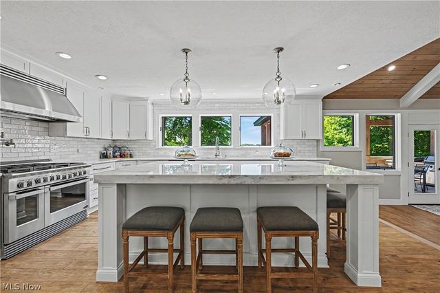 5031 Stone Ridge Drive, Richfield, OH 44286