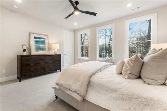 2206 Carlton Court, Atlanta, GA 30318