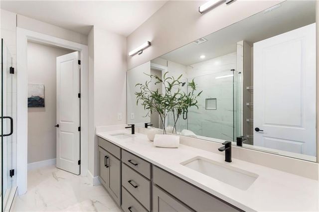 2206 Carlton Court, Atlanta, GA 30318