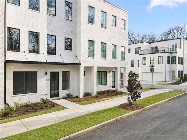 2206 Carlton Court, Atlanta, GA 30318