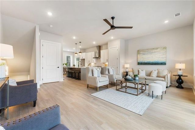 2206 Carlton Court, Atlanta, GA 30318