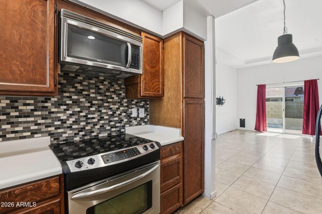 3134 E MCKELLIPS Road 178, Mesa, AZ 85213