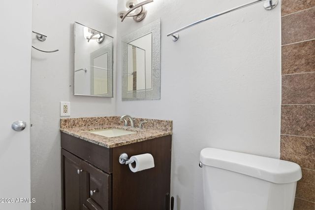 3134 E MCKELLIPS Road 178, Mesa, AZ 85213