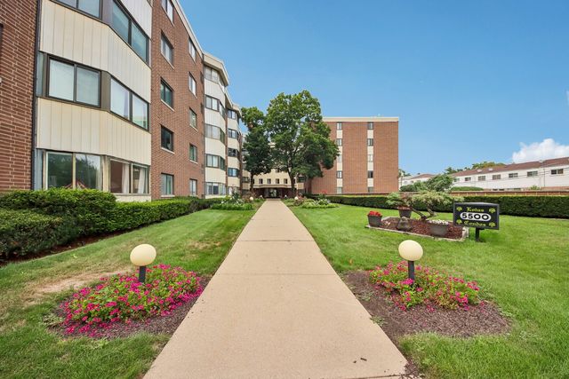 5500 Lincoln Avenue 107, Morton Grove, IL 60053