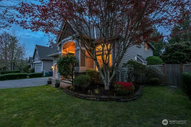 11526 160th Court NE, Redmond, WA 98052