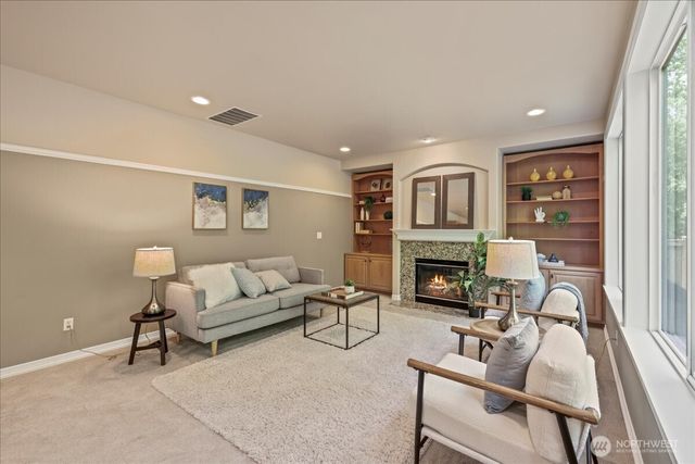 11526 160th Court NE, Redmond, WA 98052
