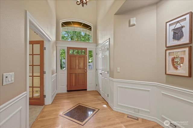 11526 160th Court NE, Redmond, WA 98052