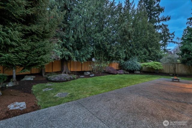 11526 160th Court NE, Redmond, WA 98052