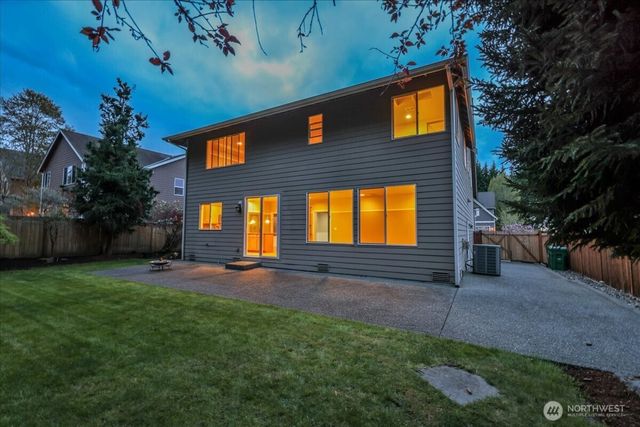 11526 160th Court NE, Redmond, WA 98052