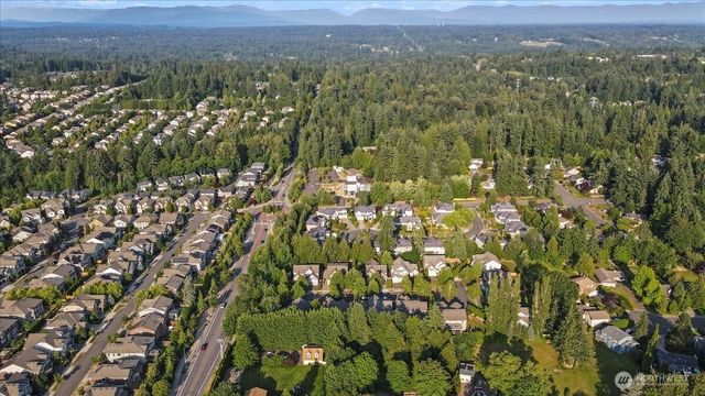 11526 160th Court NE, Redmond, WA 98052