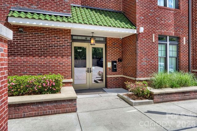 2810 Selwyn Avenue 314, Charlotte, NC 28209