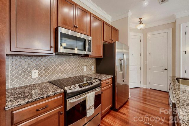 2810 Selwyn Avenue 314, Charlotte, NC 28209