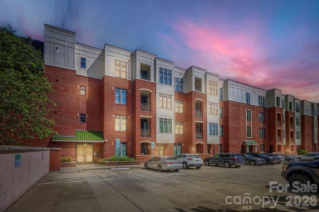 2810 Selwyn Avenue 314, Charlotte, NC 28209