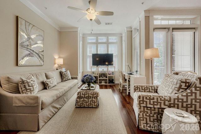 2810 Selwyn Avenue 314, Charlotte, NC 28209