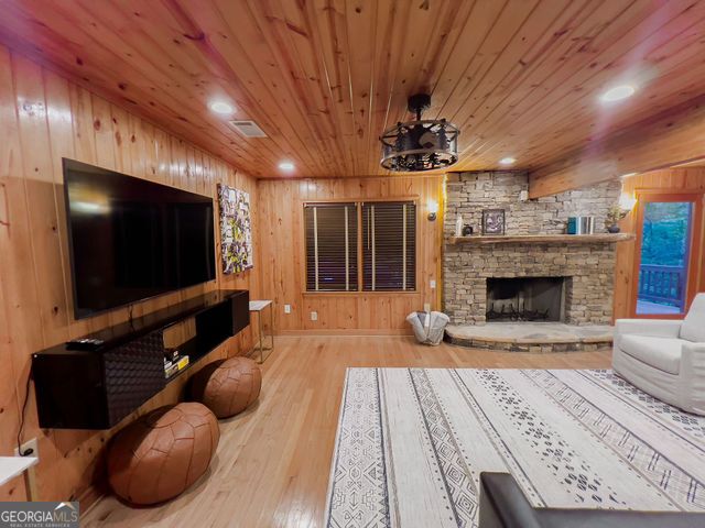 893 Hooper Road, Cleveland, GA 30528