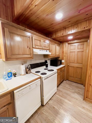893 Hooper Road, Cleveland, GA 30528