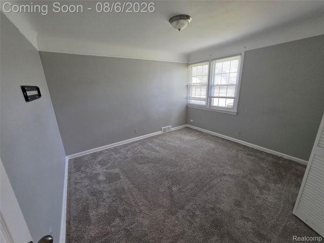 13621 MULBERRY Street, Southgate, MI 48195